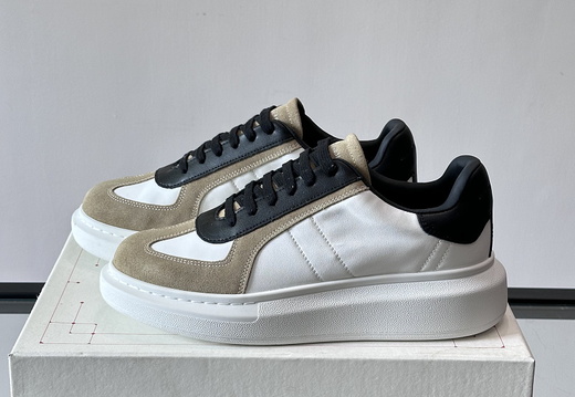Alexander Mcqueen
